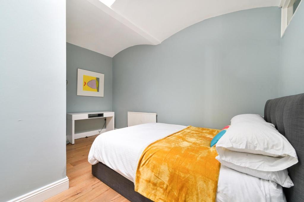 Apartament Cozy Hideaway In South Ken! Londyn Zewnętrze zdjęcie