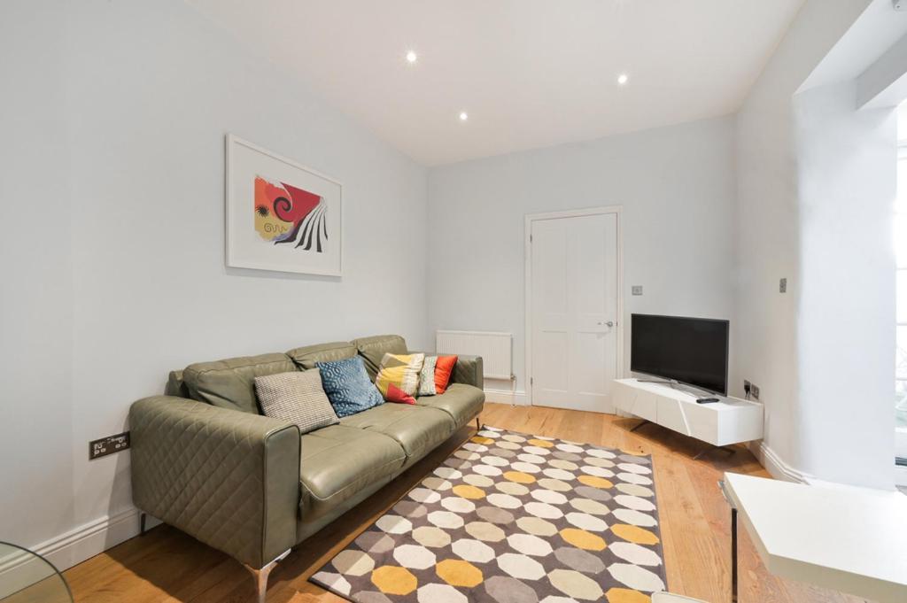 Apartament Cozy Hideaway In South Ken! Londyn Zewnętrze zdjęcie